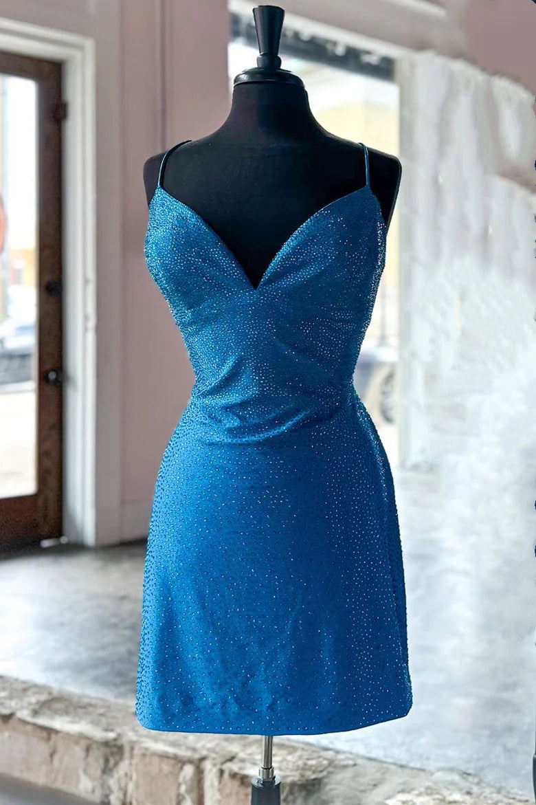 Vestido de fiesta con cuello en V y cordones